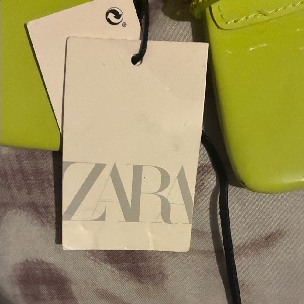 Zara Women's Bright Green Strappy Heels - Picture 2 of 4